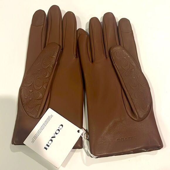 Coach Signature leather tech gloves, dark saddle color - Picture 4 of 6